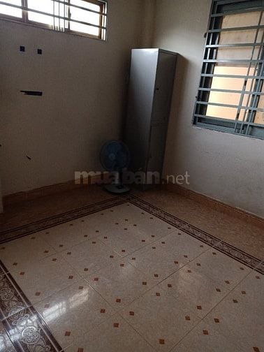 Cho thuê phòng trọ có máy lạnh ngay chợ Thành Thái 