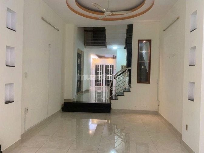 Cho thuê nhà MTNBộ 12m(XT) Cư Xá Phú Lâm B, P.13, Q.6 giá 11tr