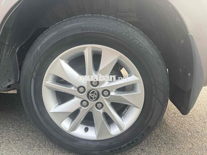 Toyota Innova 2018 2.0E - 60000 km