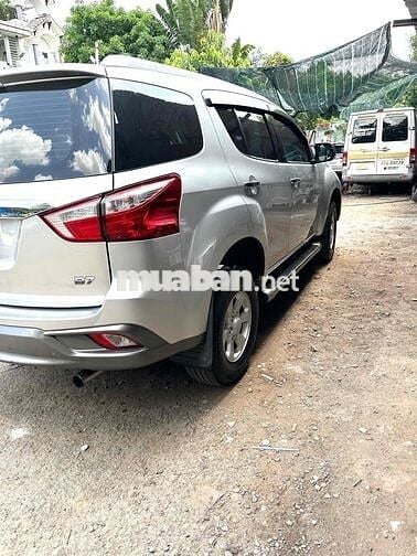 Isuzu Mu X 2019 1.9 4X2 MT - 100 km