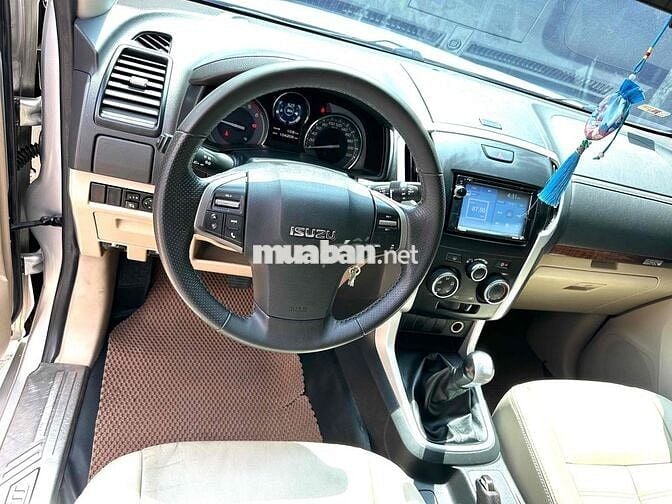 Isuzu Mu X 2019 1.9 4X2 MT - 100 km