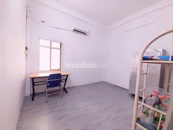 PHÒNG TRỌ TRUNG TÂM QUẬN 8, DƯỚI TRỆT THOÁNG MÁT THUẬN TIỆN DI CHUYỂN