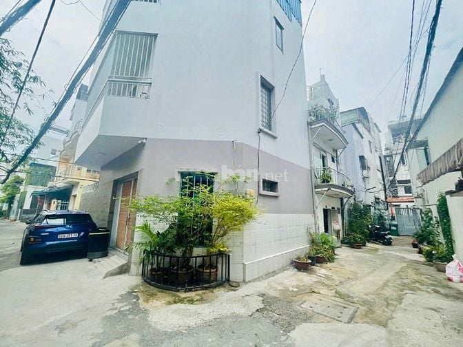 Bán nhà rẻ đẹp 2 lầu hxh (4x11) 891/111 Nguyễn Kiệm P3 Gò Vấp - BV175