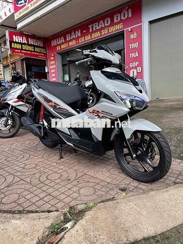 🌟Bán AirBlade.2017.125Fi.up xám xi măng chính chủ🌟