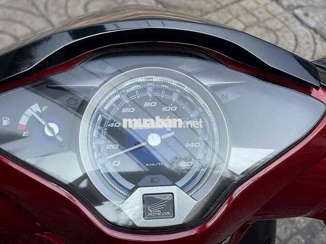 XE NHÀ KO ĐI CẦN BÁN .WAVE THÁI 125i