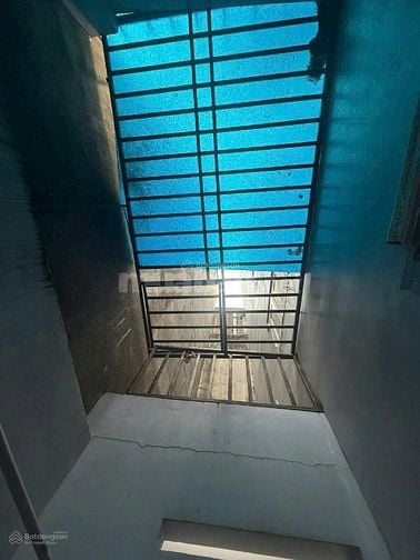 NHÀ ĐẸP – GIÁ MỀM – CHỈ XÁCH VALI VÀO Ở! NHÀ 3 LẦU-GIÁ CHỈ 2,13 TỶ