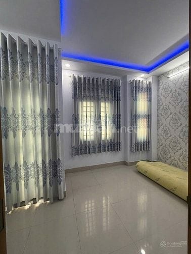 NHÀ ĐẸP – GIÁ MỀM – CHỈ XÁCH VALI VÀO Ở! NHÀ 3 LẦU-GIÁ CHỈ 2,13 TỶ