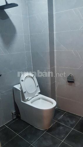 Vợ chồng tôi bán một ngôi nhà đẹp ngõ Lệnh Cư - Khâm Thiên - Hà Nội