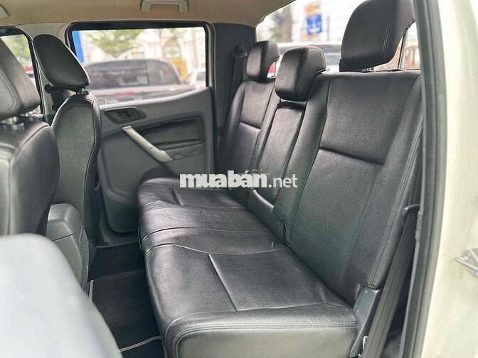 Ford Ranger 2015 XLS 2.2L 4x2 AT - 130000 km