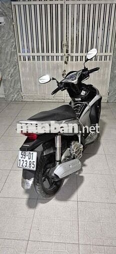 Honda Air Blade cũ, giá tốt, xe còn chạy rất ngon