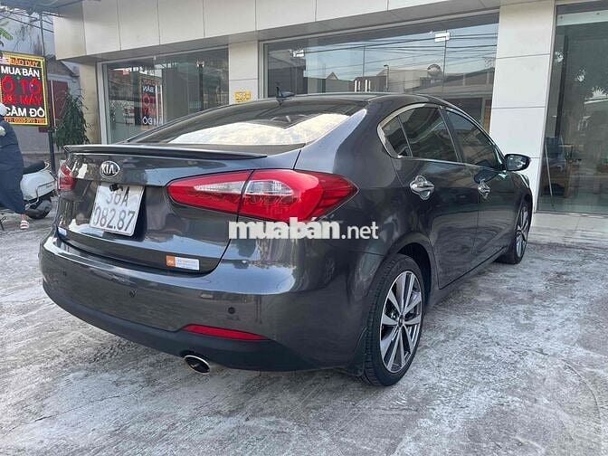Kia K3 2013 1.6 MT - 15000 km
