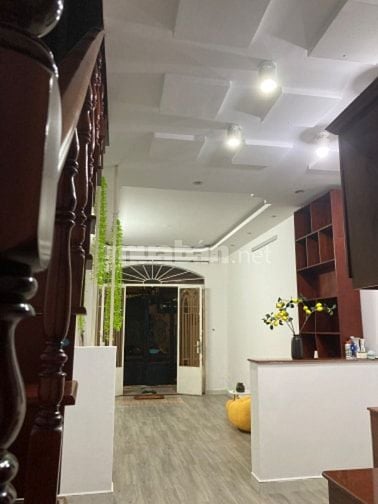 Chính chủ cần bán nhà HXH, gần Chợ Gò Vấp, ĐH Công nghiệp