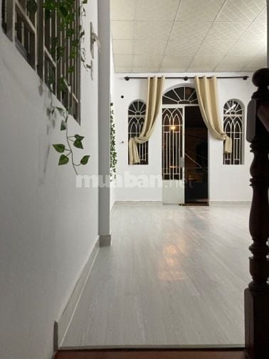 Chính chủ cần bán nhà HXH, gần Chợ Gò Vấp, ĐH Công nghiệp