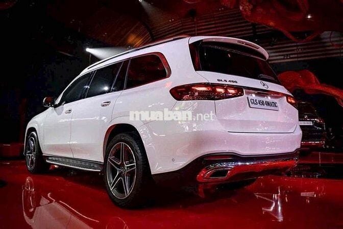 Mercedes Benz GLS Class 2025