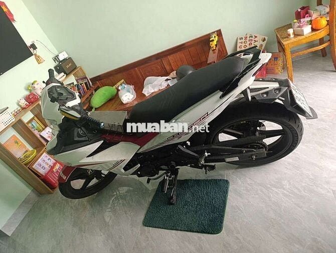Nhà có con nhỏ muốn gl xe điện có b