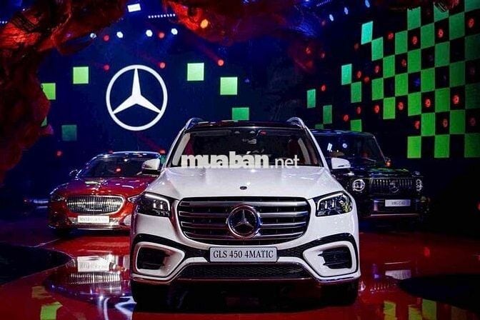 Mercedes Benz GLS Class 2025