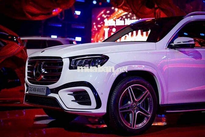 Mercedes Benz GLS Class 2025
