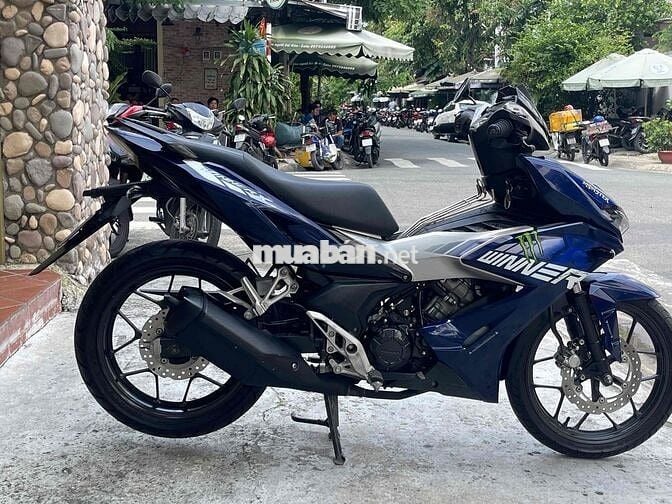 cần bán xe whinerX 2010 xe chính chủ ký giấy