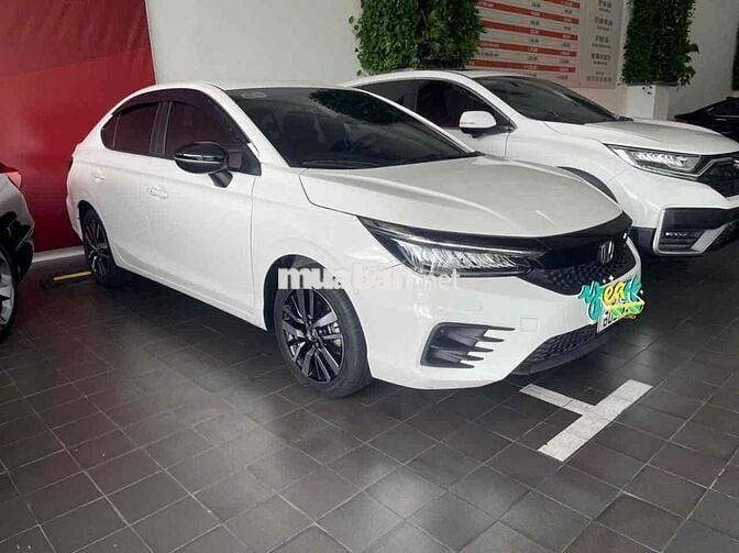 Honda City 2022 RS - 4500 km