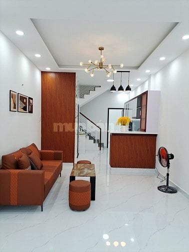 NHÀ MỚI ĐẸP Ở NGAY gần CHỢ TÂN HƯƠNG 