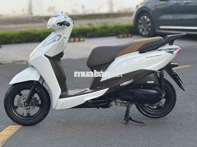 Honda- lead 2017