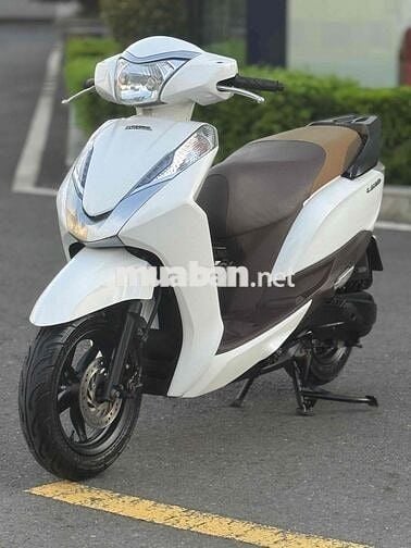 Honda- lead 2017