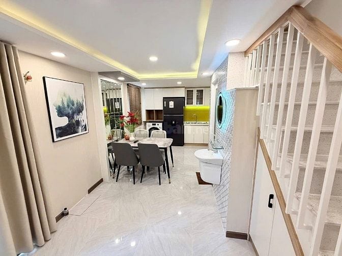 ⭐️Nhà tuyệt đẹp CAO CẤP Huỳnh Văn Bánh, P15, Q.Phú Nhuận, ở ngay