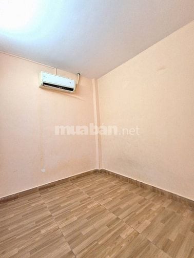 Quận 7, nhà 2 tầng, 2 phòng ngủ, 27m2, shr, giá 3 tỷ nhỉnh