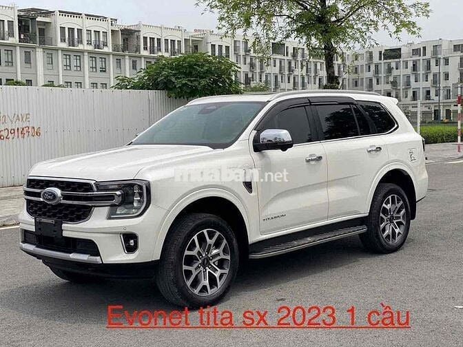 Ford Everest 2021 Titanium 2.0L AT 4x2 - 29000 km