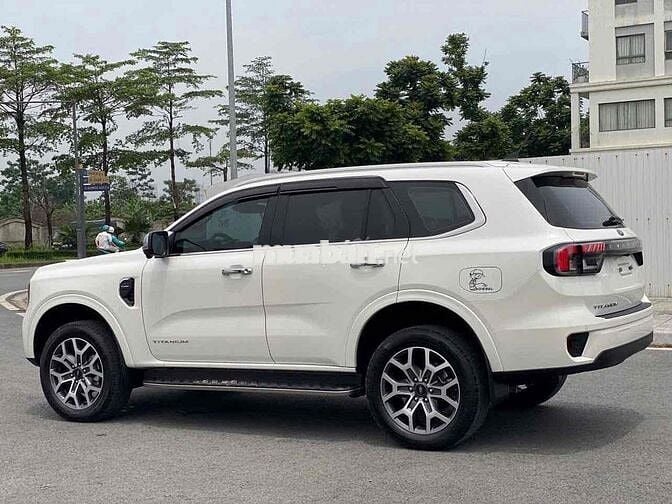 Ford Everest 2021 Titanium 2.0L AT 4x2 - 29000 km
