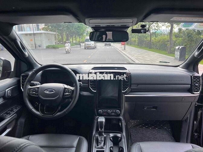 Ford Everest 2024 Trend 2.0L  AT 4x2 - 19000 km