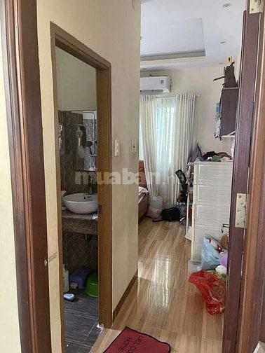 Cho thuê nhà 2 mặt tiền Đường 3/2, P.2, Q.11 giá 15tr