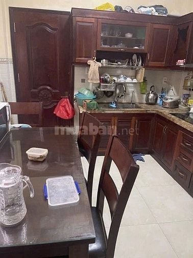 Cho thuê nhà 2 mặt tiền Đường 3/2, P.2, Q.11 giá 15tr