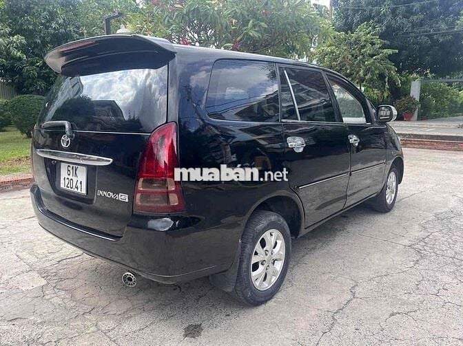Toyota Innova 2007 G - 10000 km