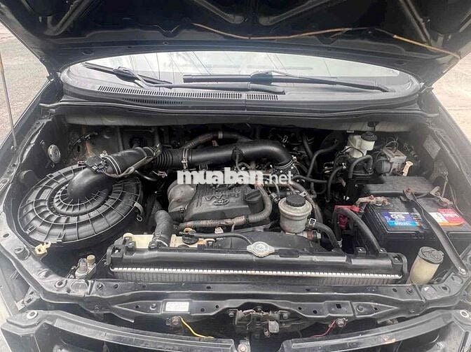 Toyota Innova 2007 G - 10000 km