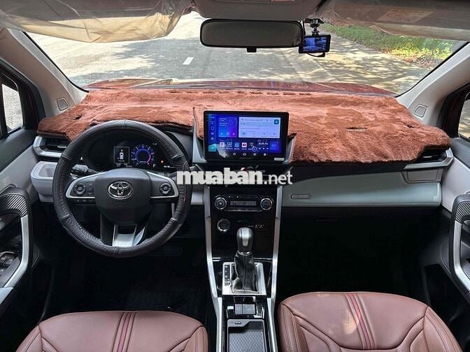 Toyota Veloz Cross 2023 - 9600 km