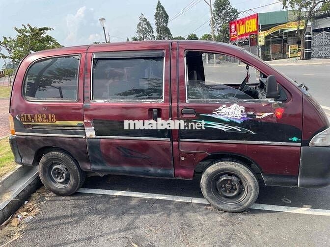 Daihatsu 7 chỗ ko niên hạng . bán hoặc gl xe tải