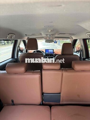 Toyota Veloz Cross 2023 - 9600 km