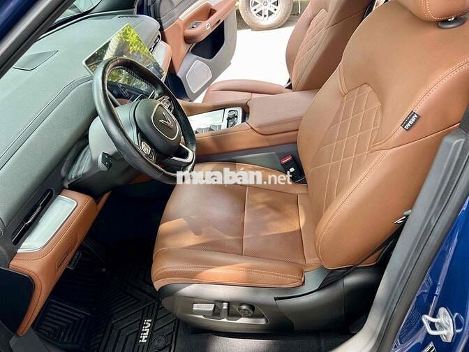 VF9 Plus 6 ghế trần kính 19.000km pin tiên phong