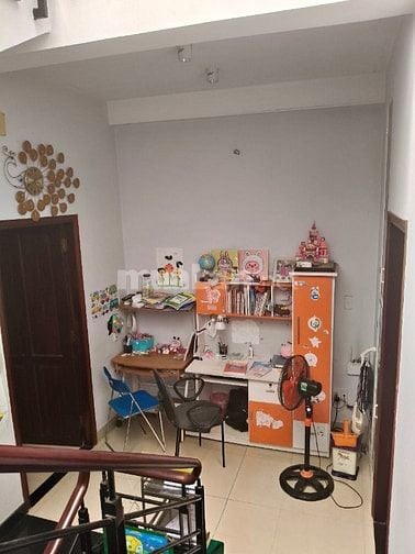 CHÍNH CHỦ HẺM 230 Mã Lò, BTĐ A, BT: DTĐ 80,7m2 1T, 2 lầu 3PN 4Toillet 