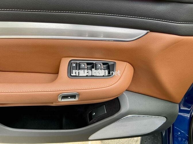 VF9 Plus 6 ghế trần kính 19.000km pin tiên phong