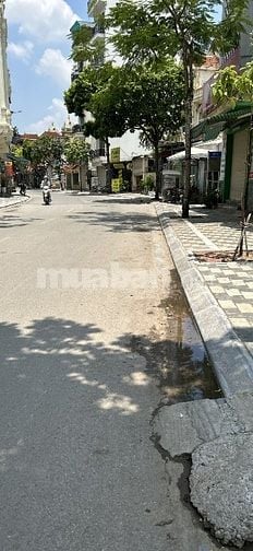 CHÍNH CHỦ CẦN BÁN NHÀ Mặt Phố Phú Xá,Tây Hồ siêu đẹp.75m2 mặt 4.2m 