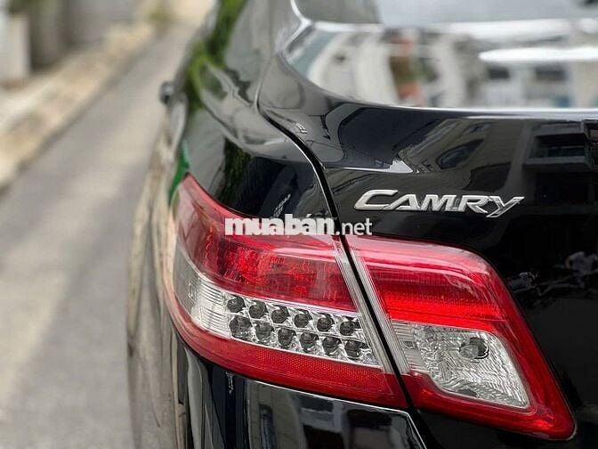 TOYOTA CAMRY LE 2.5 – NHẬP MỸ
