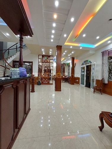 CHO THUÊ BIỆT THỰ GẦN TRUNG TÂM TÊN LỬA, Bình Tân