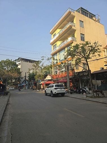 CHÍNH CHỦ CẦN BÁN NHÀ Mặt Phố Phú Xá,Tây Hồ siêu đẹp.75m2 mặt 4.2m 