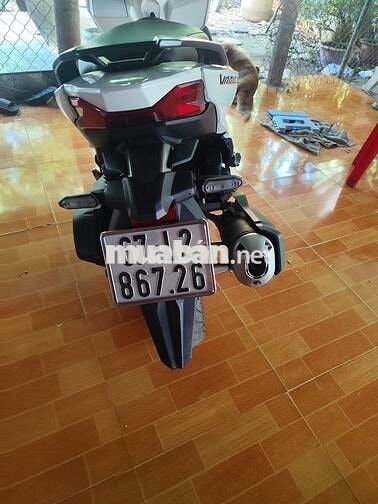 Xe còn rất mới chỉ tiếp anh chị có thiện chí mua