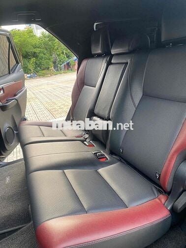Toyota Fortuner 2021 Legender 2.8 4X4AT - 48000 km