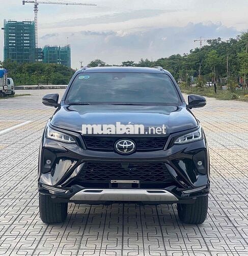 Toyota Fortuner 2021 Legender 2.8 4X4AT - 48000 km