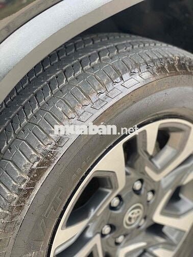 Toyota Fortuner 2021 Legender 2.8 4X4AT - 48000 km
