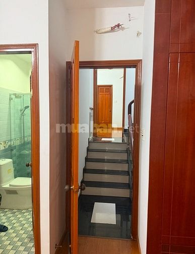 Cho thuê nhà riêng 3PN 4WC, 190m² tại Đường 8, Phường 11, Gò Vấp, Hồ C
